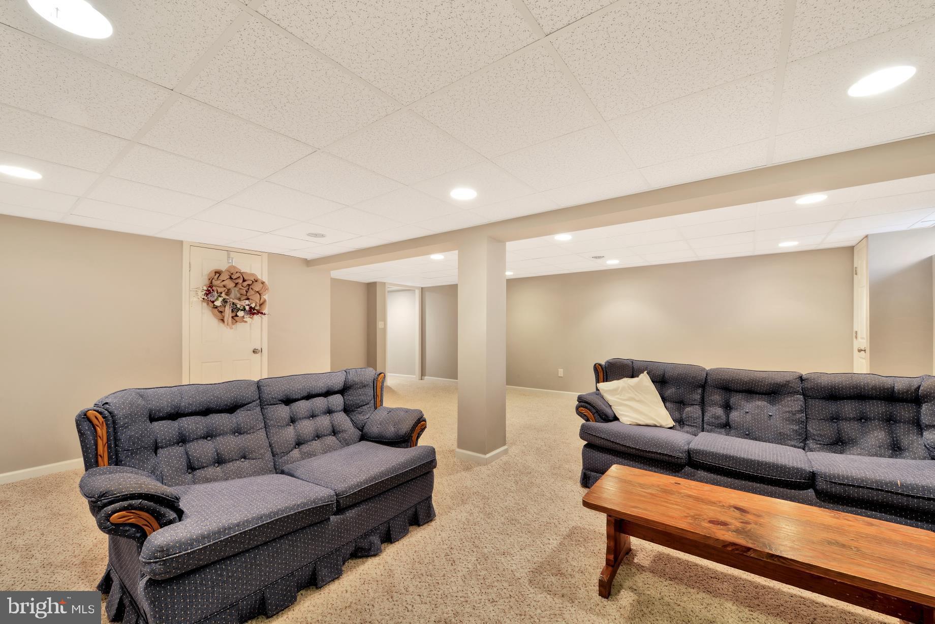 WEST MANHEIM TWP - Residential