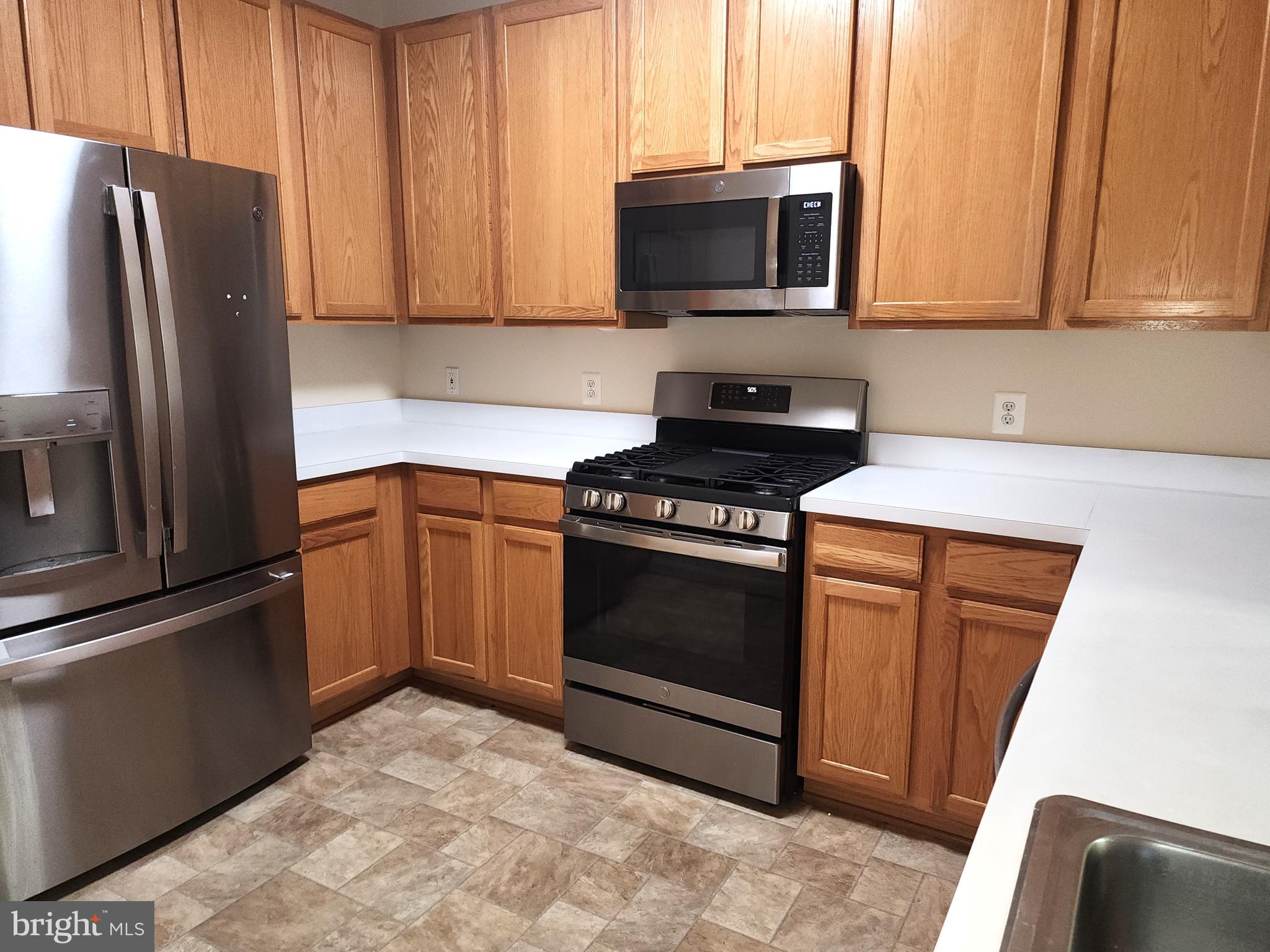 KING FARM WATKINS POND - Residential