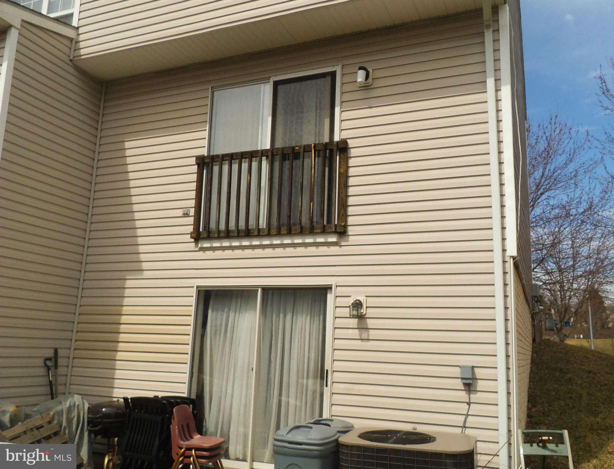 PUTNAM GREEN - Residential