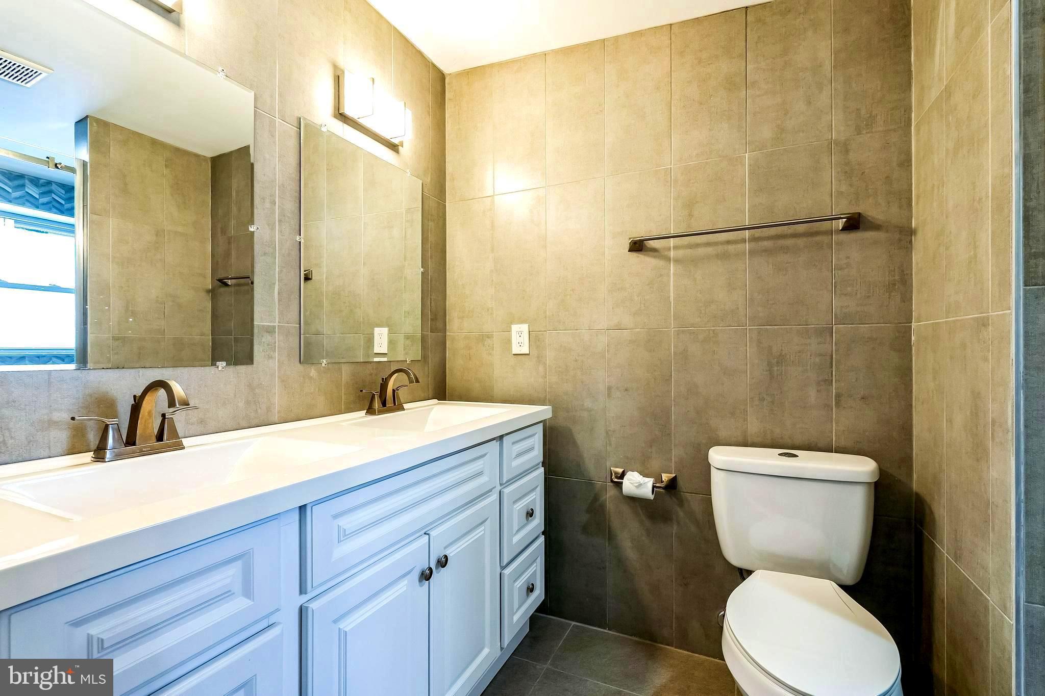 FRANCISVILLE - Residential Lease