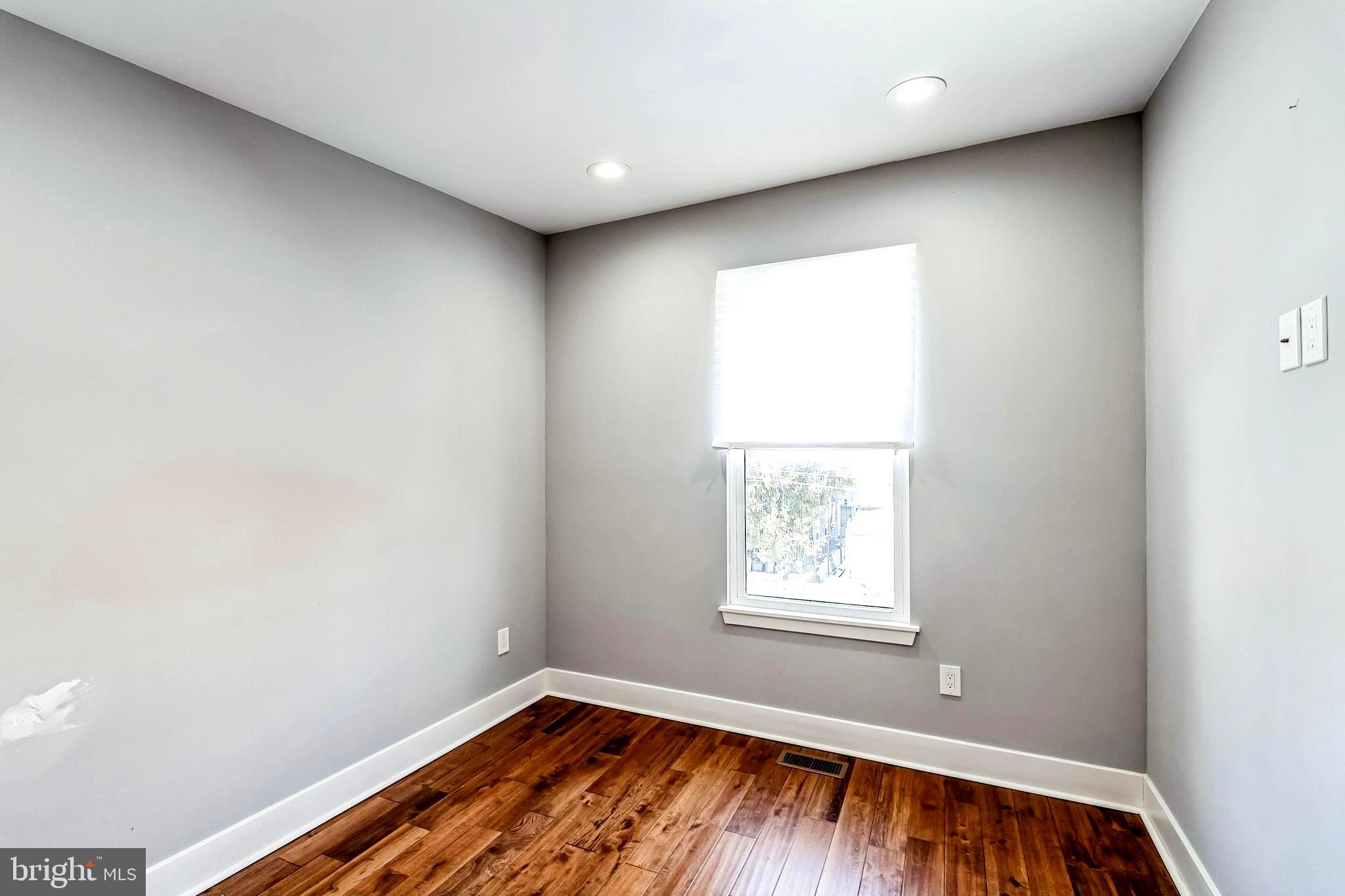 FRANCISVILLE - Residential Lease