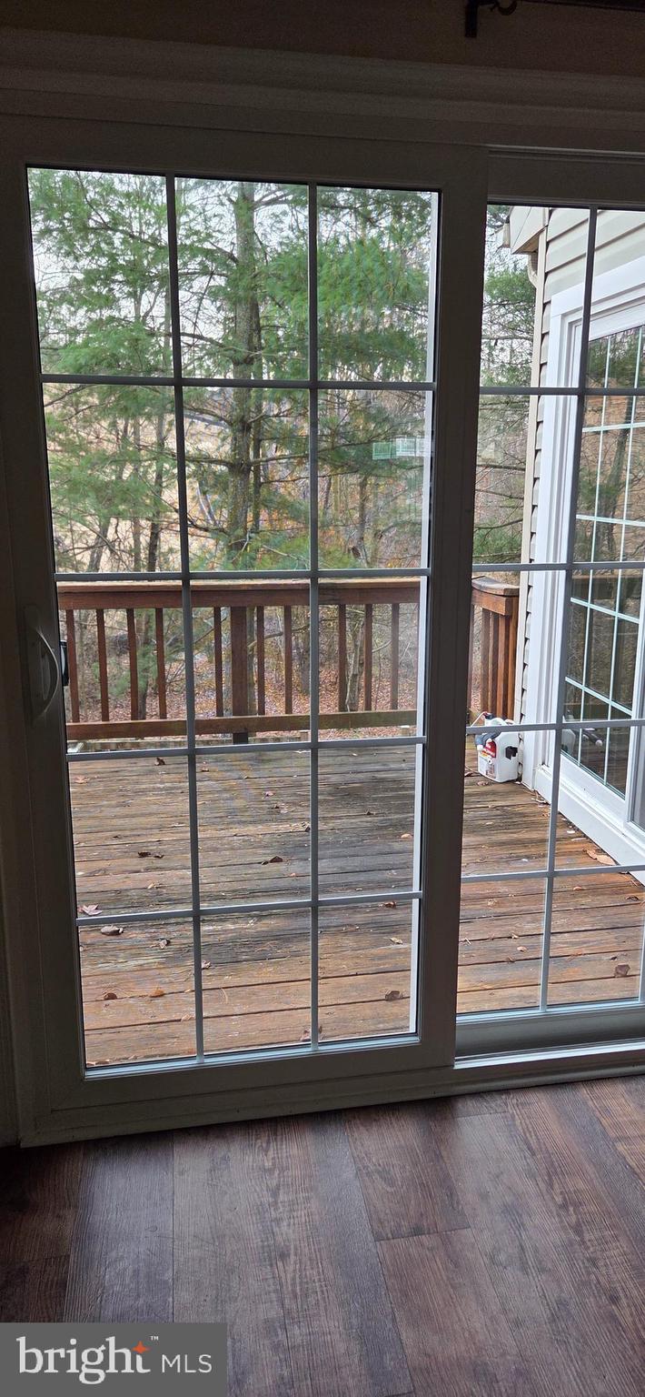 WAYSIDE VILLAGE - Residential Lease