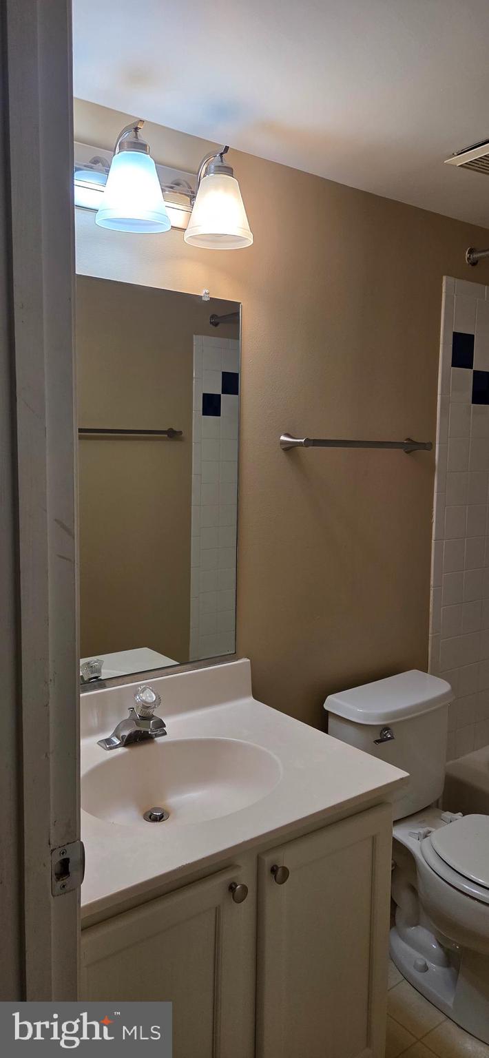 WAYSIDE VILLAGE - Residential Lease