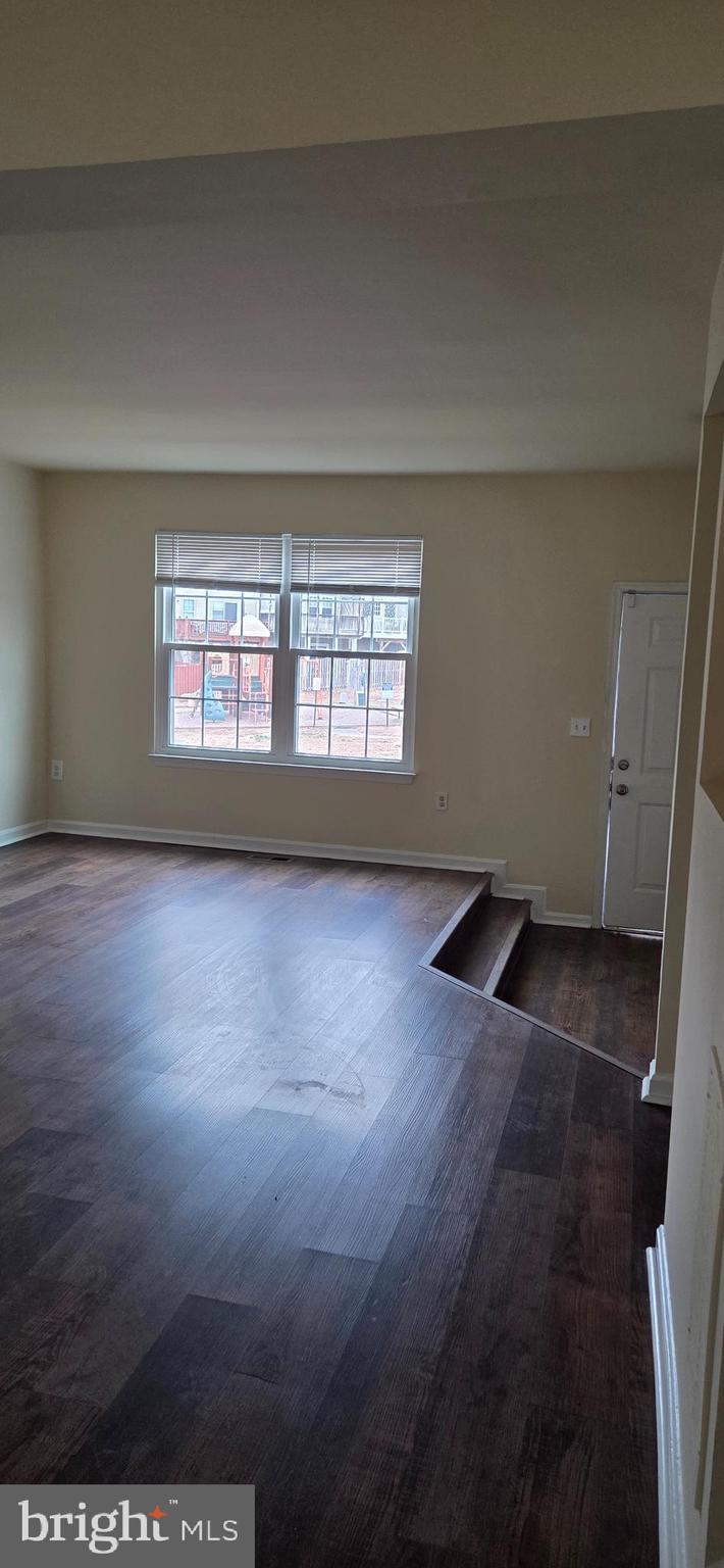 WAYSIDE VILLAGE - Residential Lease