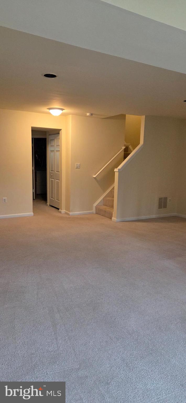 WAYSIDE VILLAGE - Residential Lease