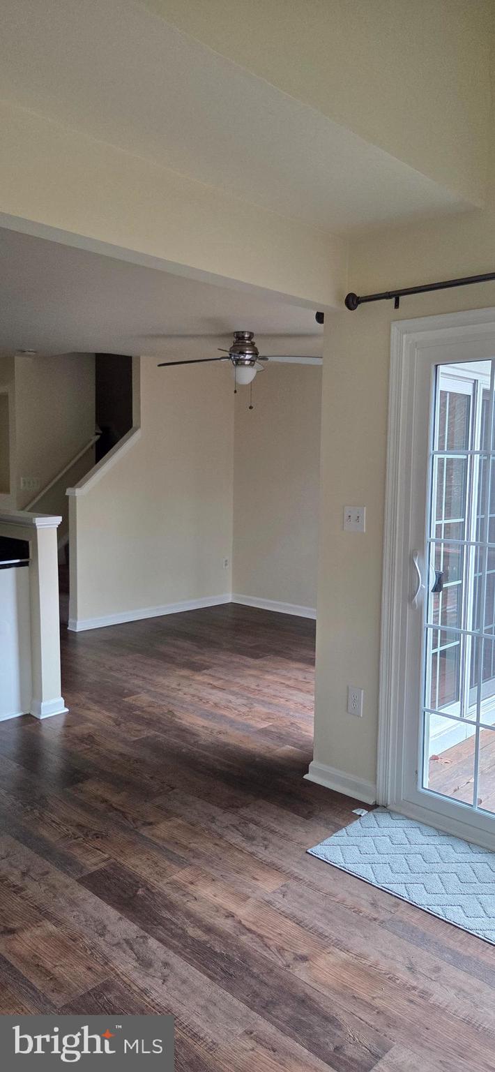 WAYSIDE VILLAGE - Residential Lease