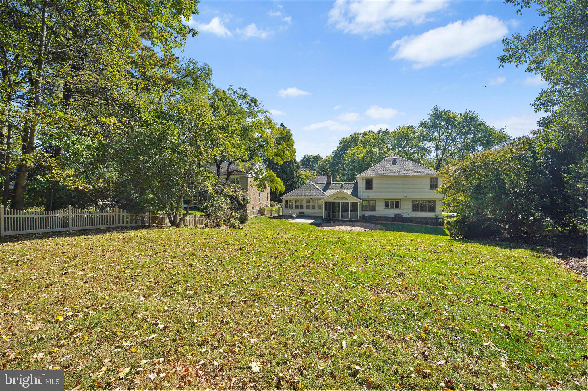 STONEGATE - Residential