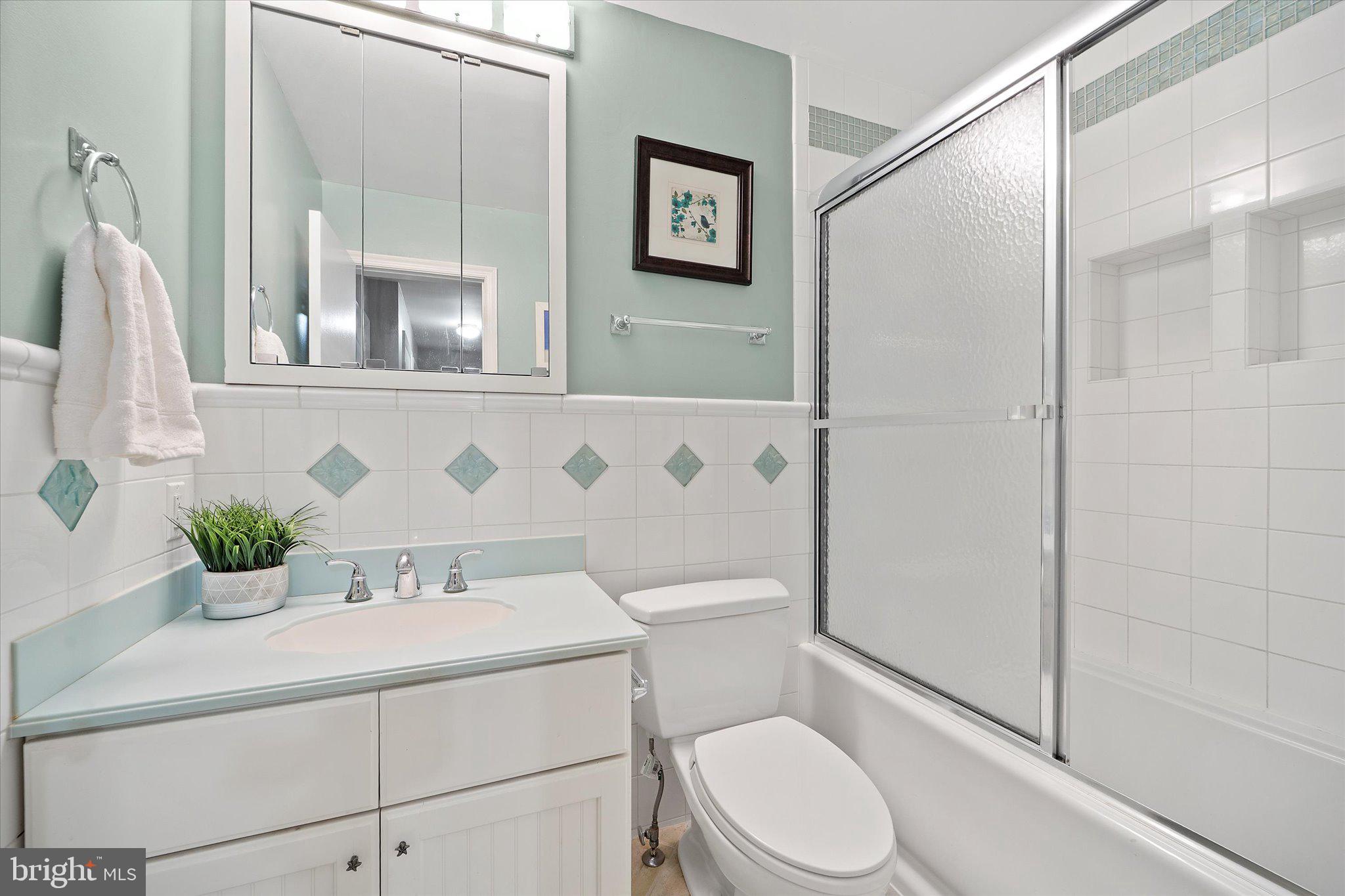 STONEGATE - Residential