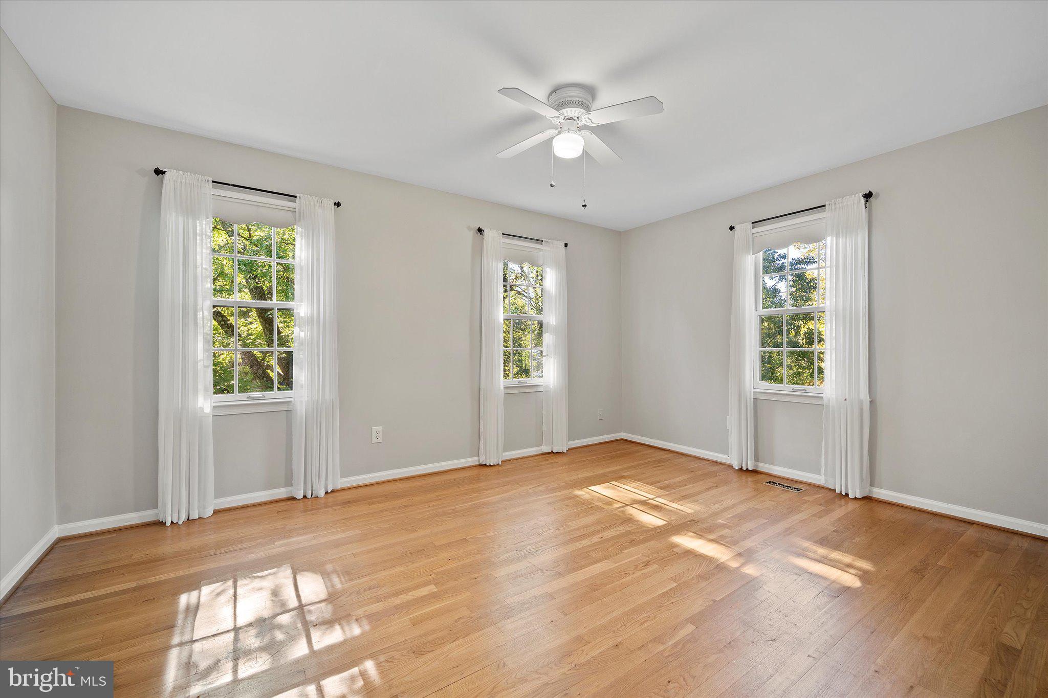 STONEGATE - Residential