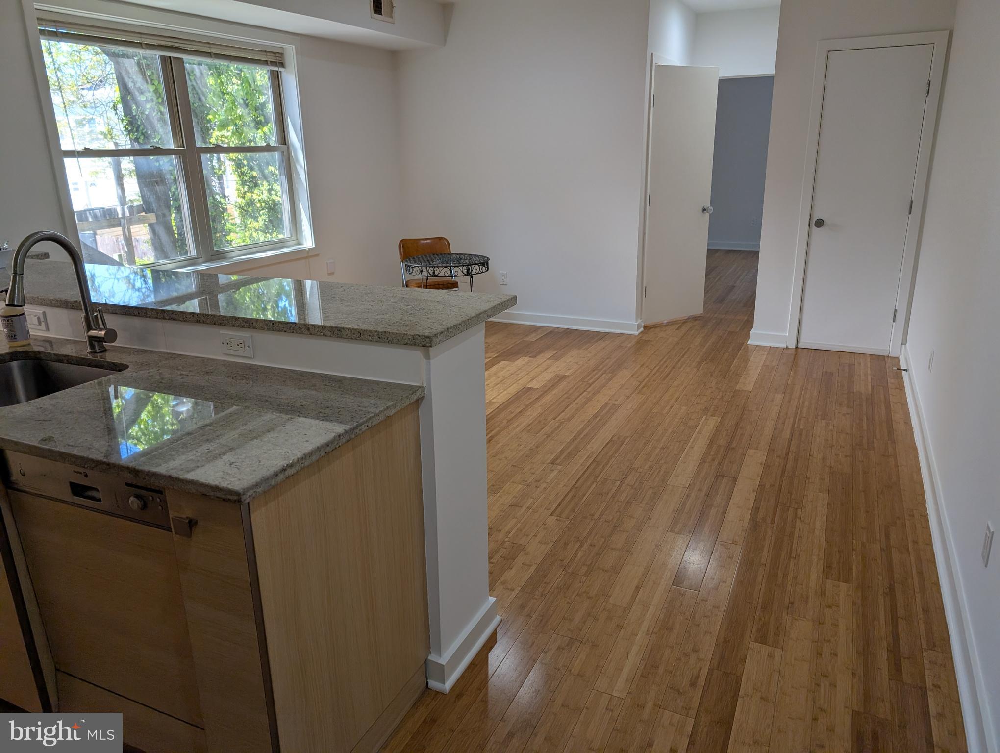 PETWORTH - Residential Lease