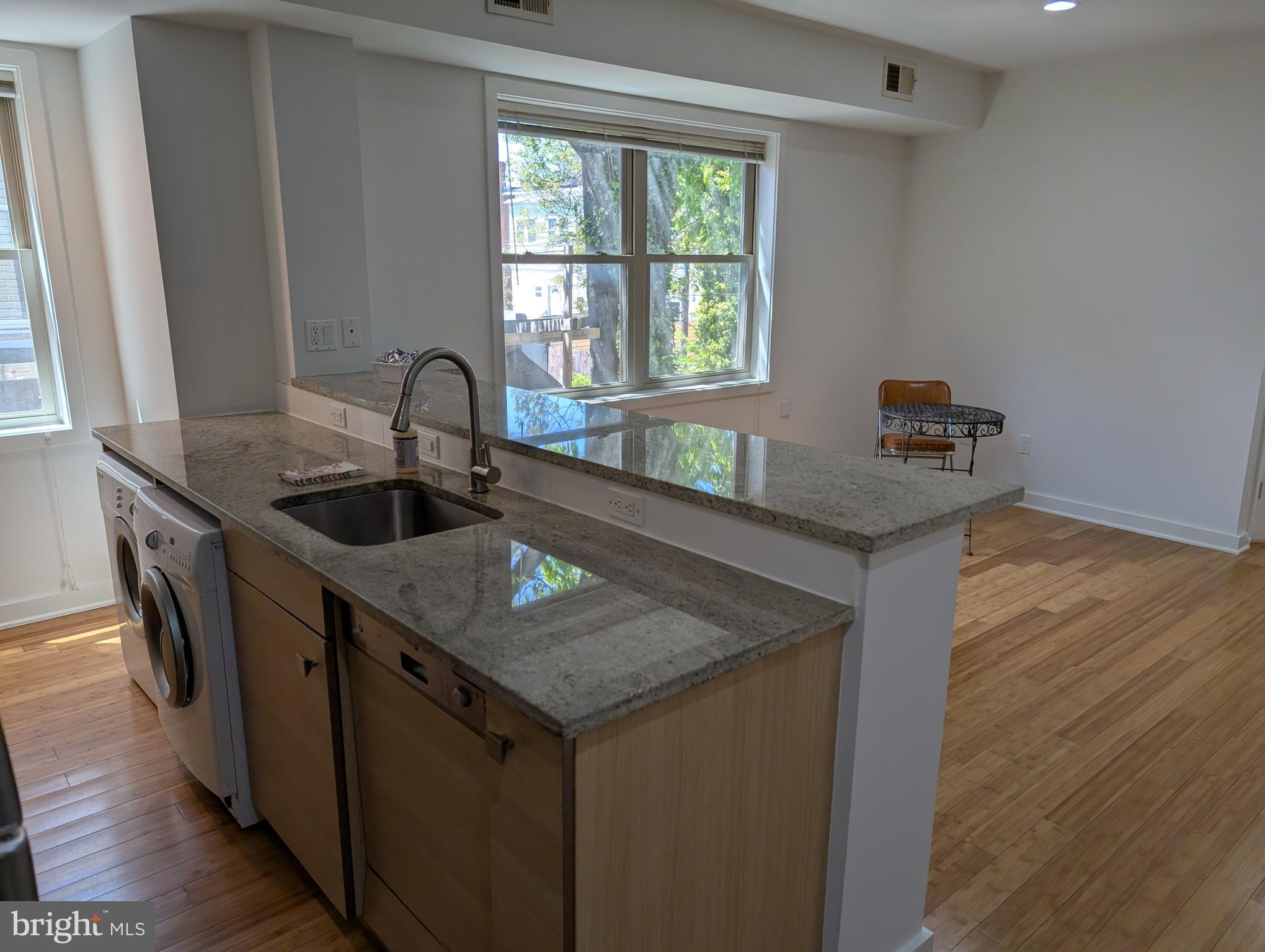 PETWORTH - Residential Lease