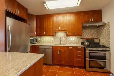 137 Hessian Hills Cir Unit 3, Charlottesville, VA MLS: 672937