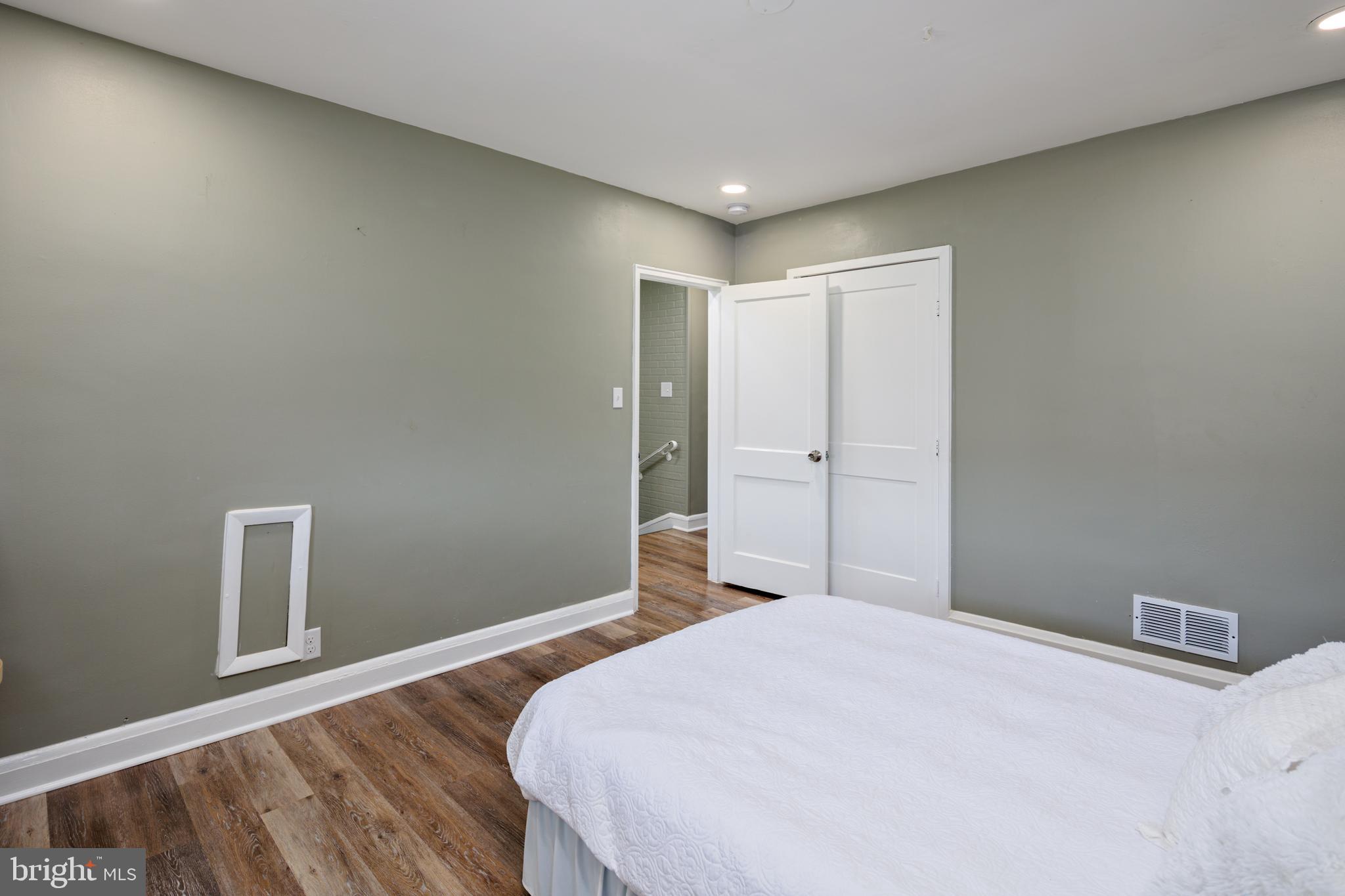 EDMONDSON VIILLAGE - Residential