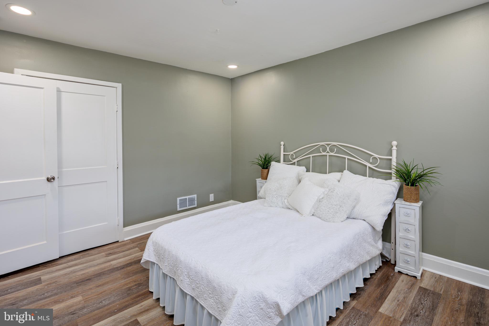 EDMONDSON VIILLAGE - Residential