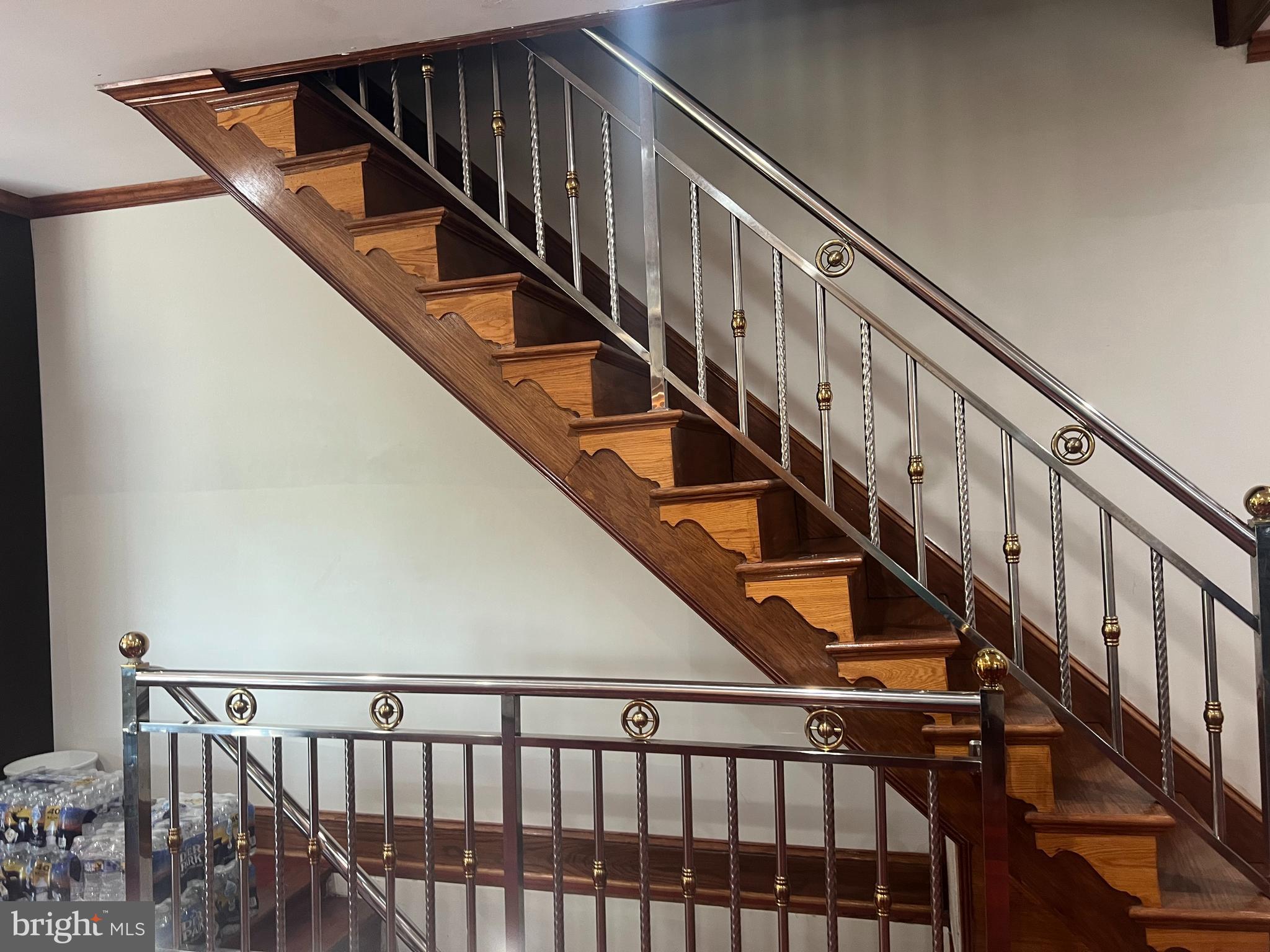 LAWNDALE - Residential