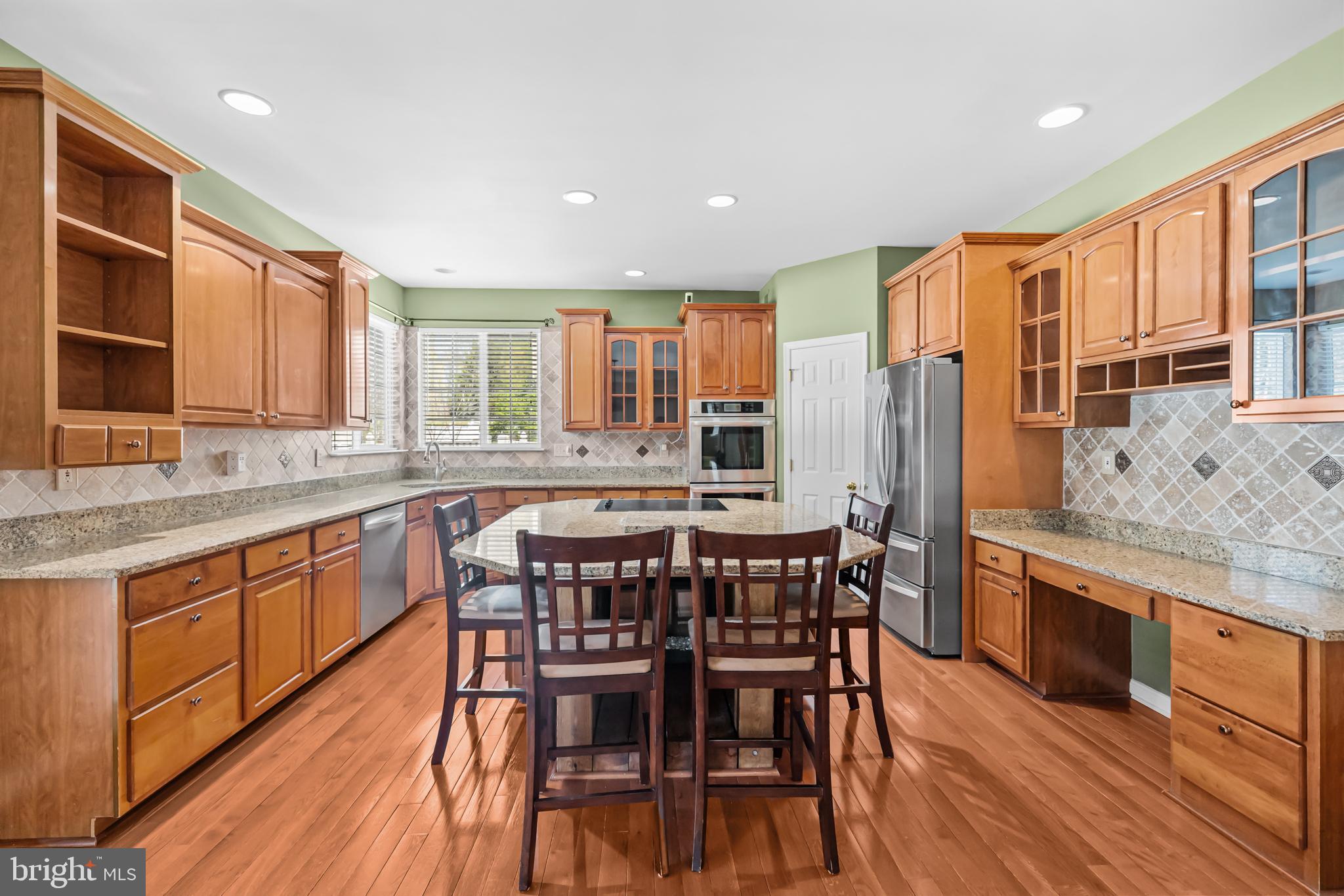 CABIN VILLAGE - Residential