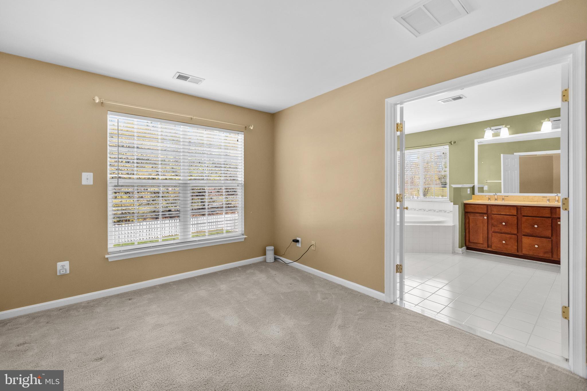 CABIN VILLAGE - Residential