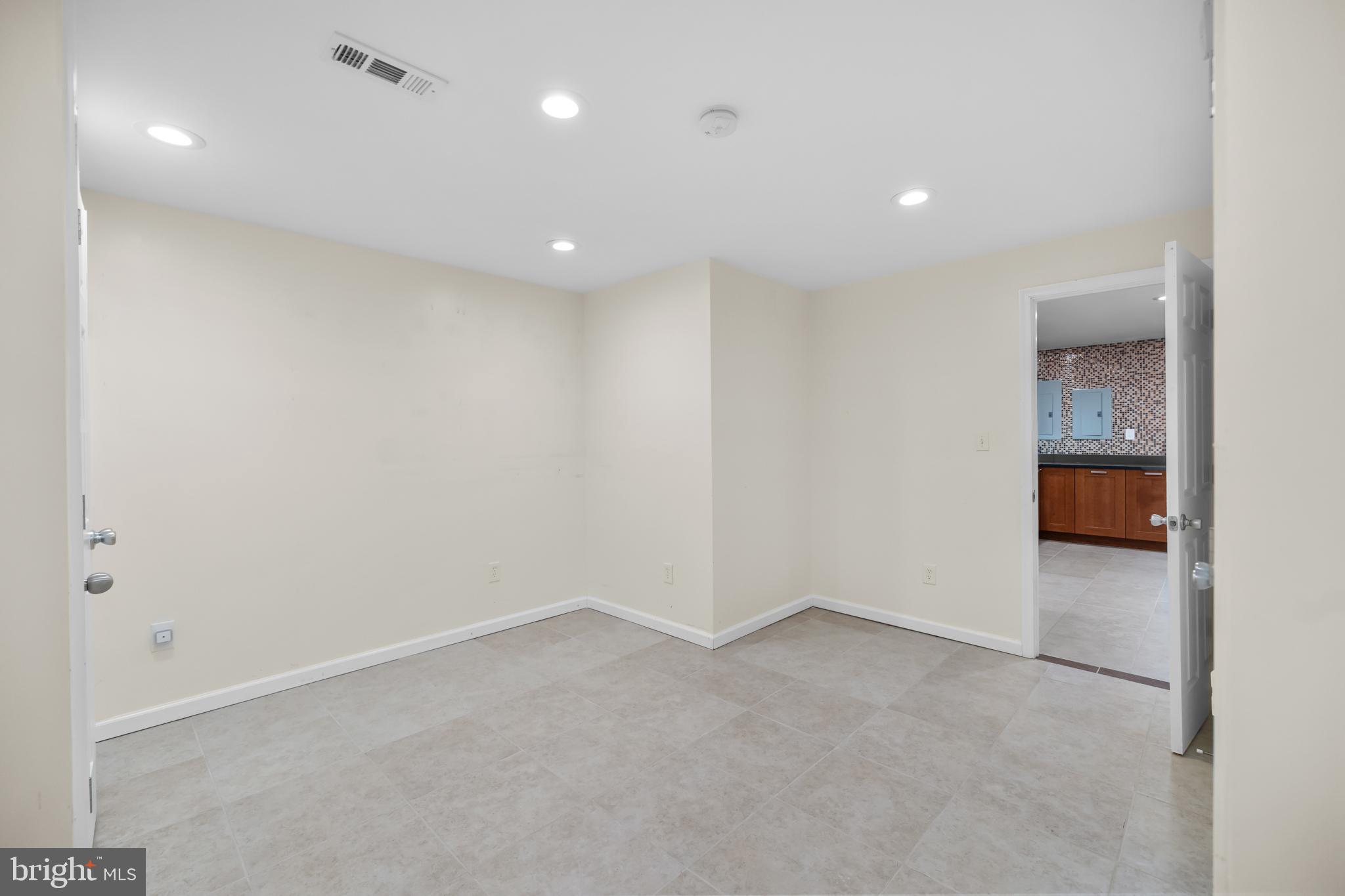 CABIN VILLAGE - Residential