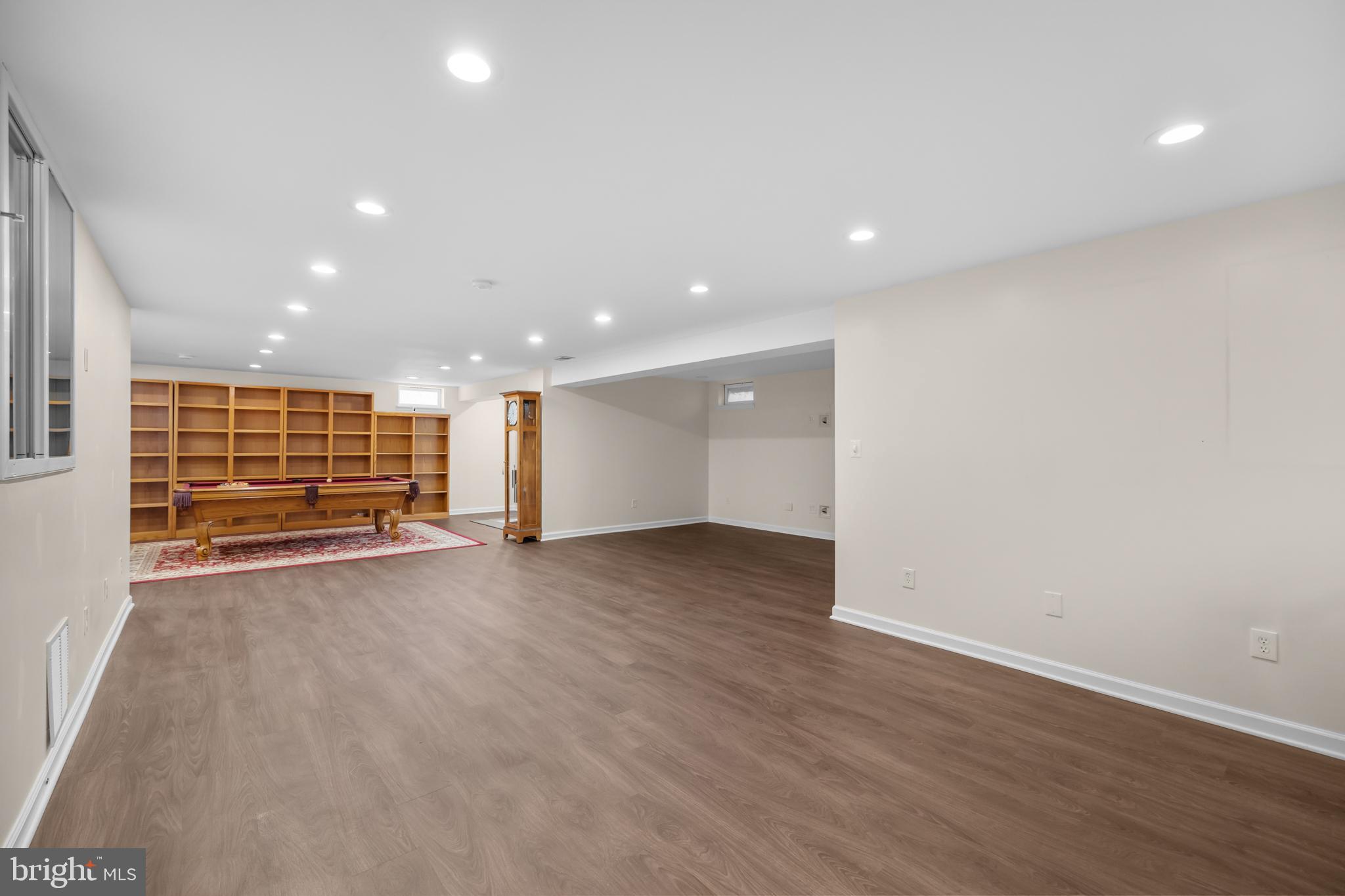 CABIN VILLAGE - Residential