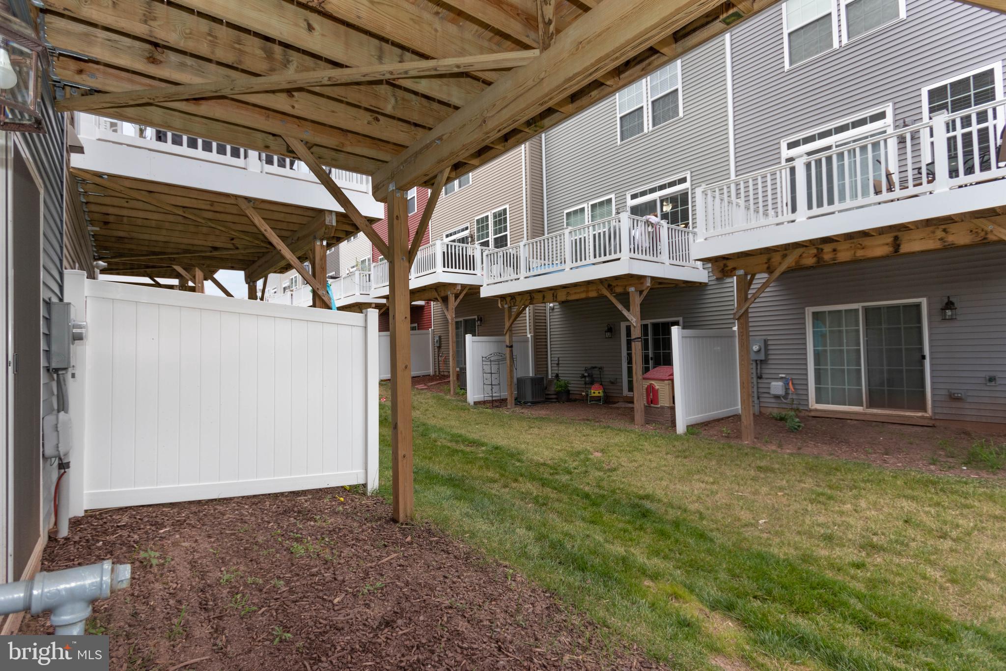 HAYMARKET CROSSING - Residential Lease