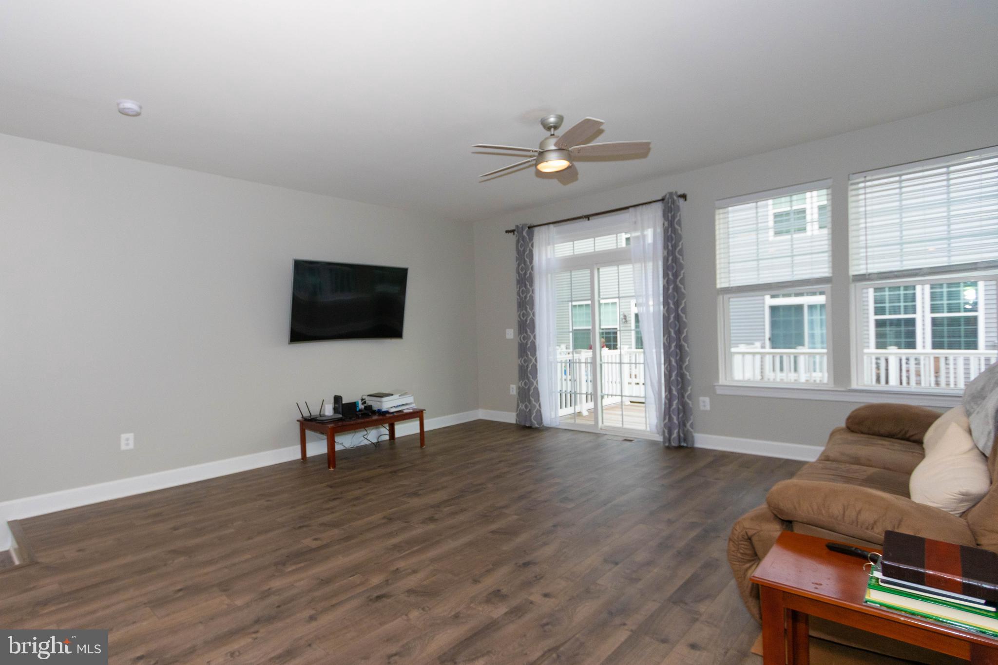 HAYMARKET CROSSING - Residential Lease