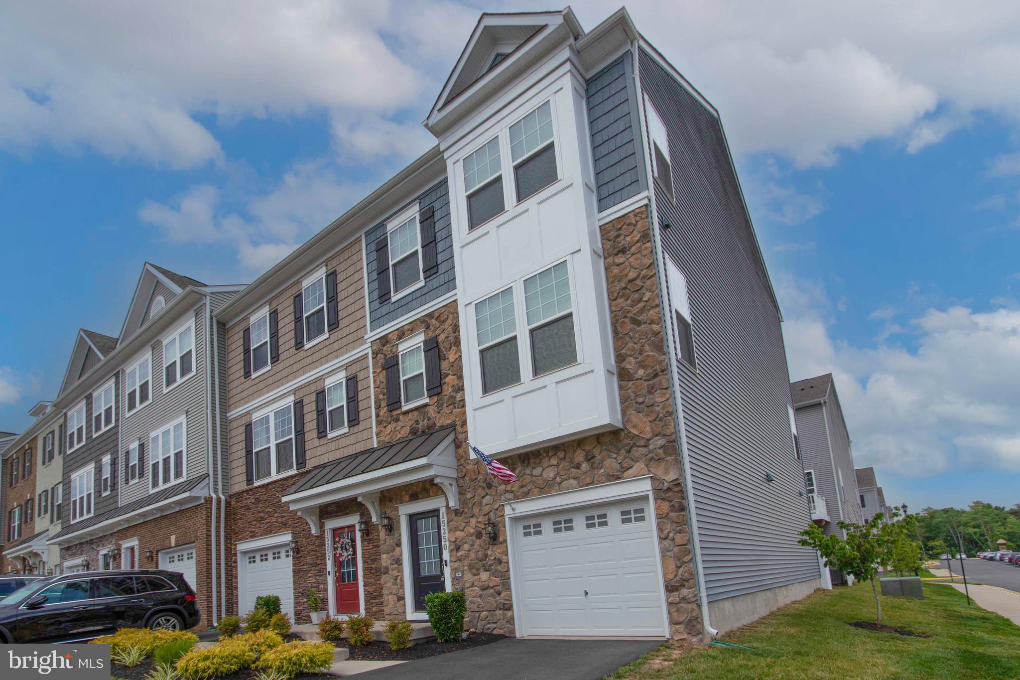 HAYMARKET CROSSING - Residential Lease