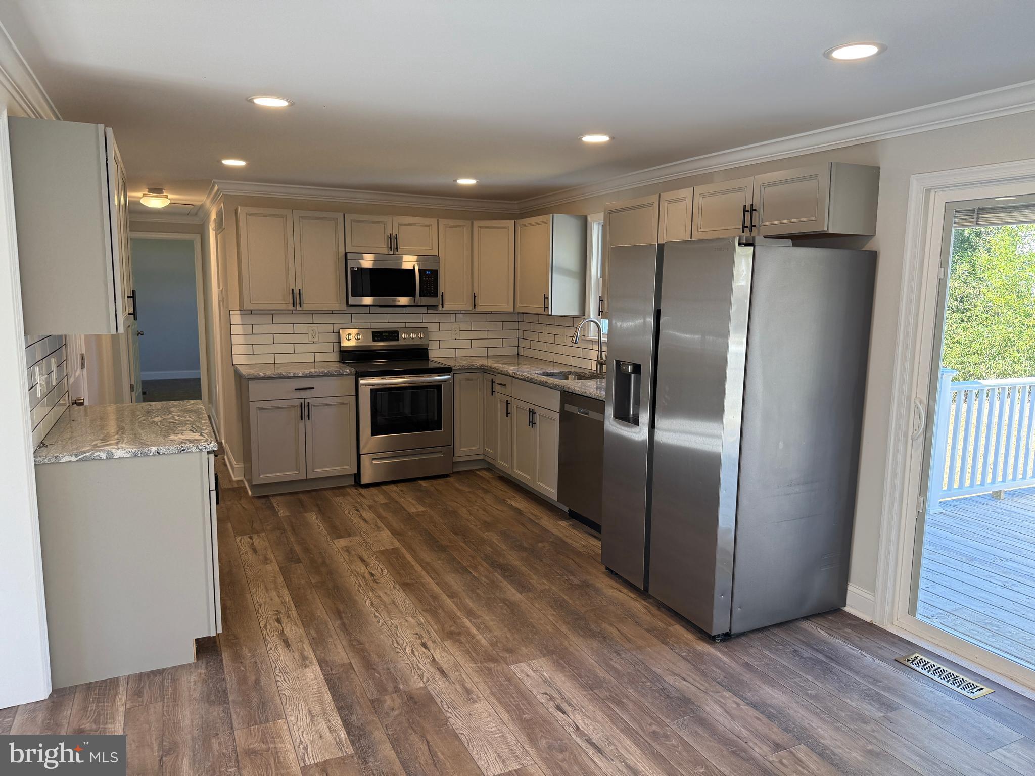 CAPITOL VIEW - Residential Lease