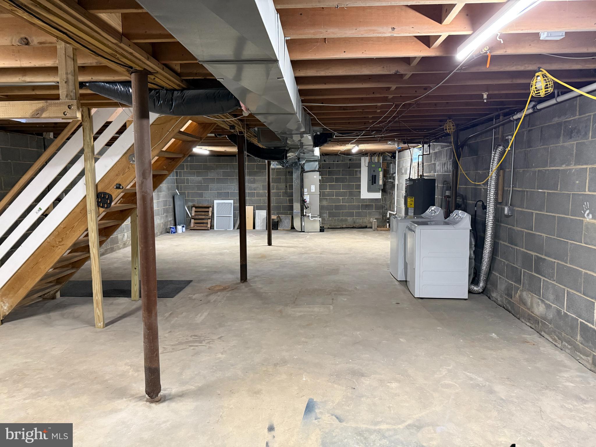 CAPITOL VIEW - Residential Lease