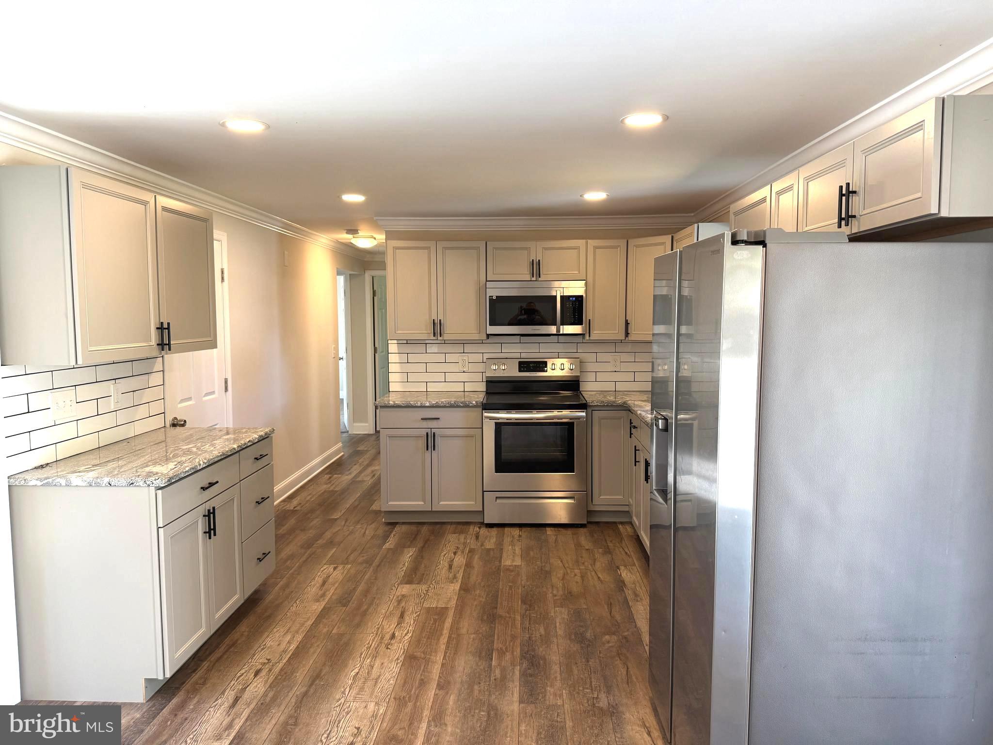 CAPITOL VIEW - Residential Lease