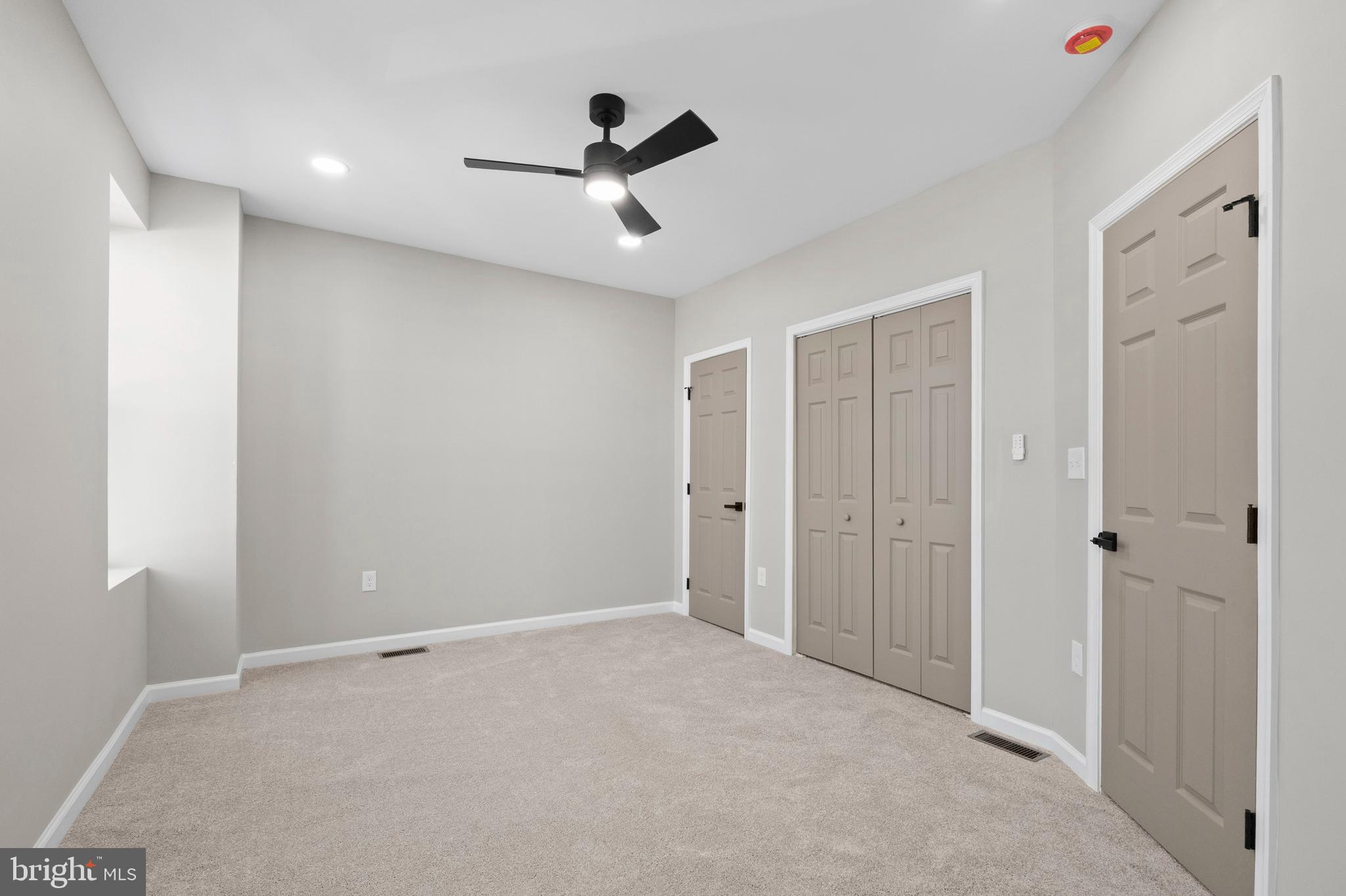 MONDAWMIN - Residential