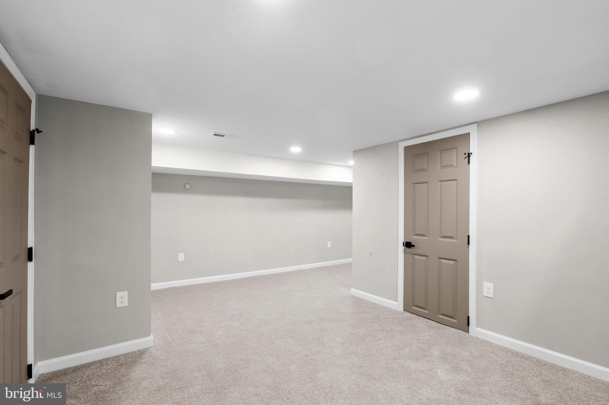 MONDAWMIN - Residential