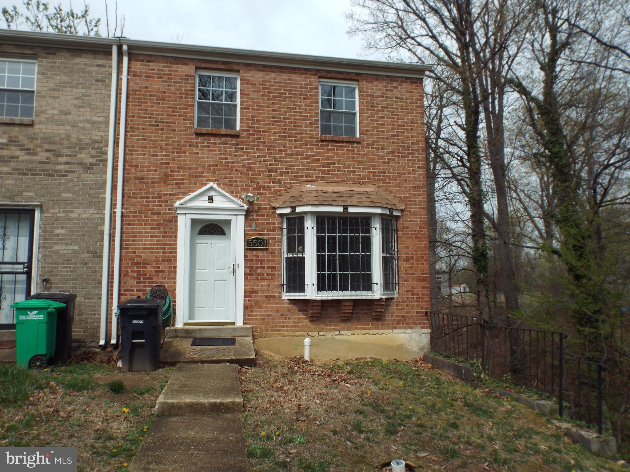 ROLLINSDALE - Residential Lease