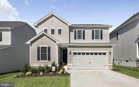 124 LENORE WINCHESTER VA 22602