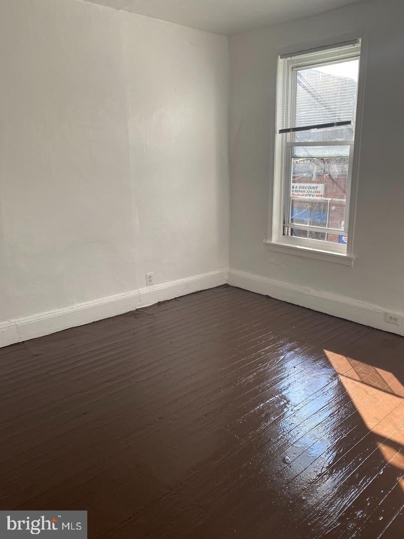 925 S 12TH STREET 2ND FLOOR
