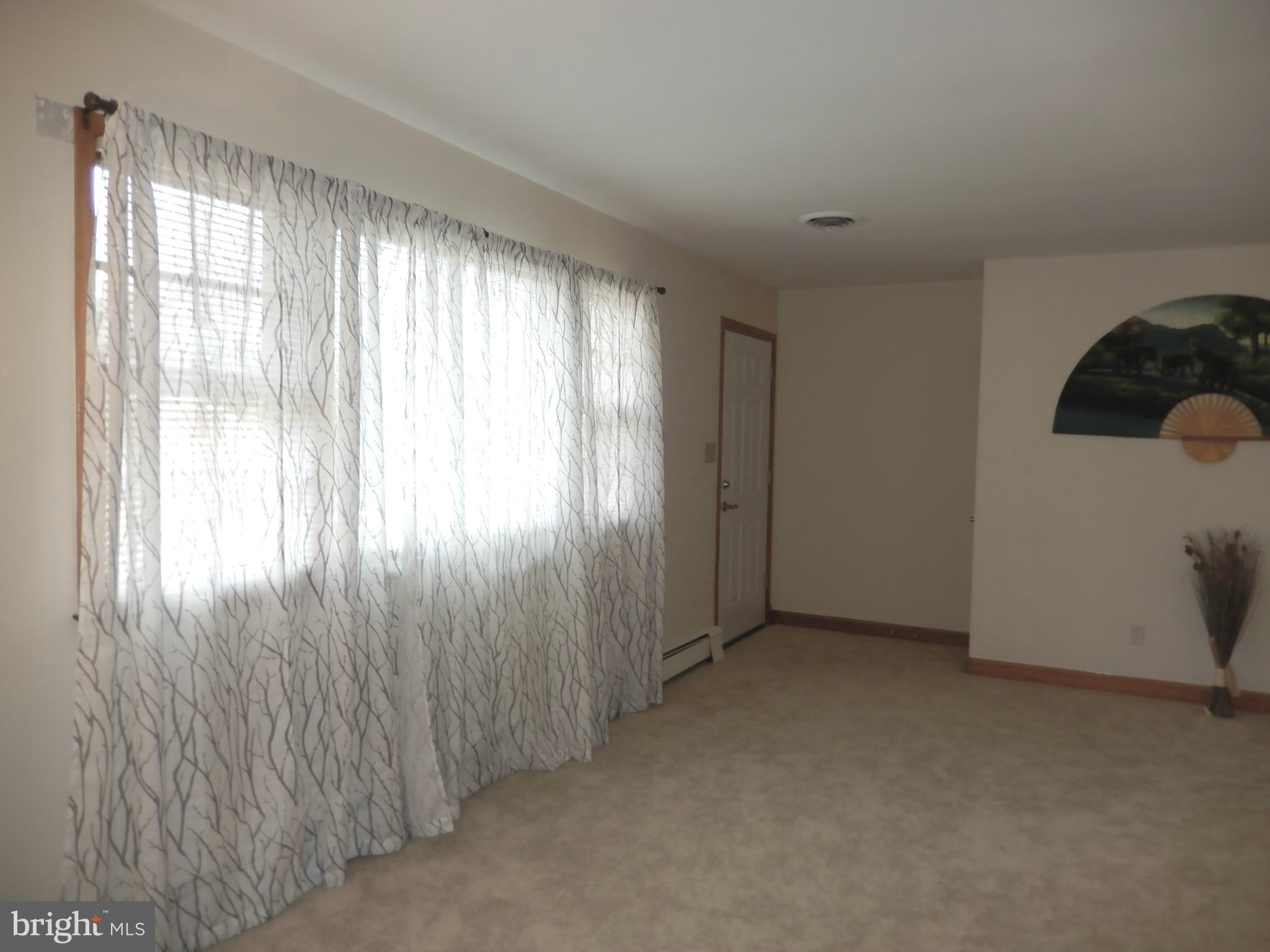 COOLRIDGE ACRES - Residential Lease