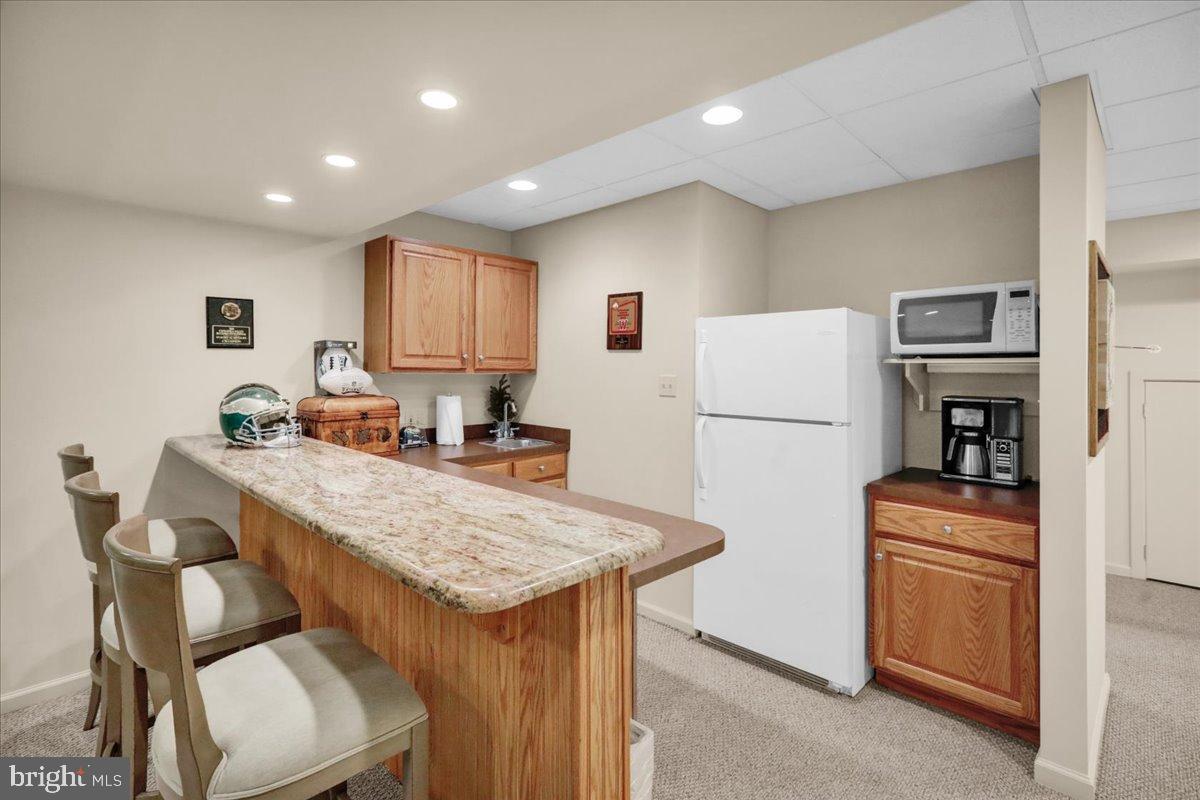 HESSIAN PINES - Residential