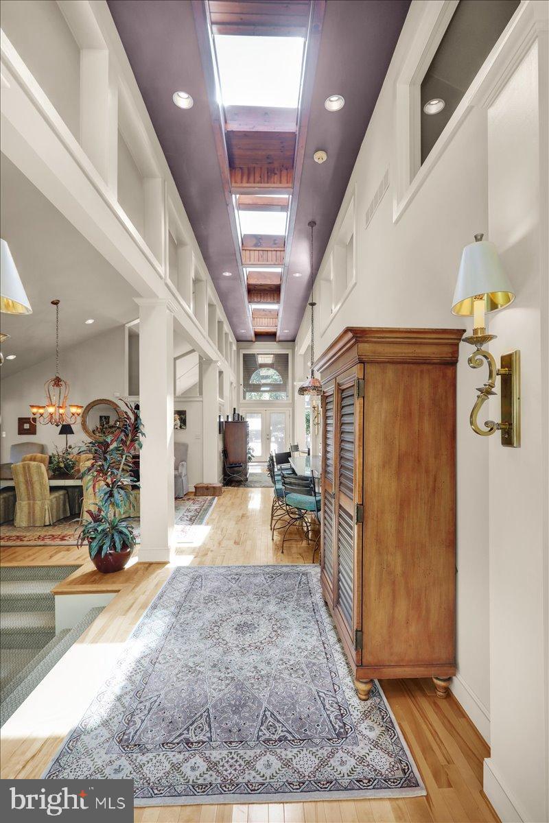 HESSIAN PINES - Residential