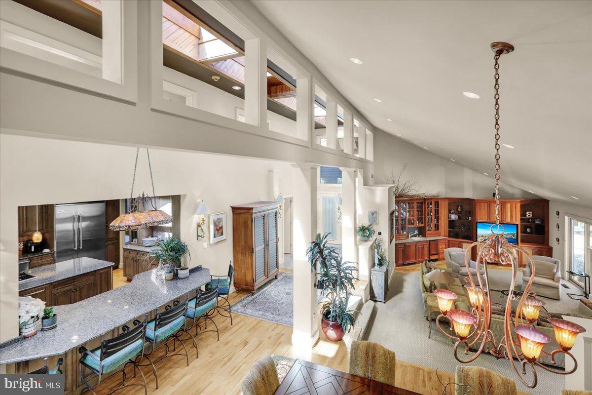 HESSIAN PINES - Residential