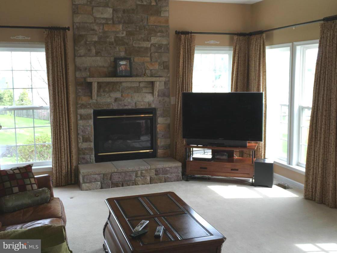 SPRUCE HILL ESTATES - Residential