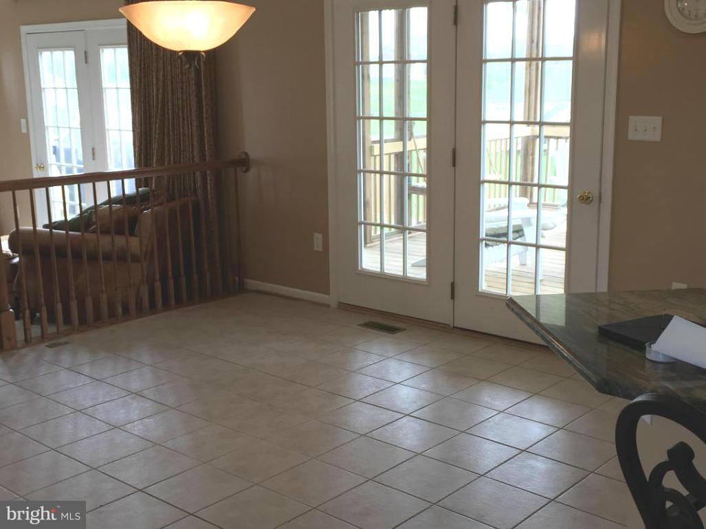 SPRUCE HILL ESTATES - Residential