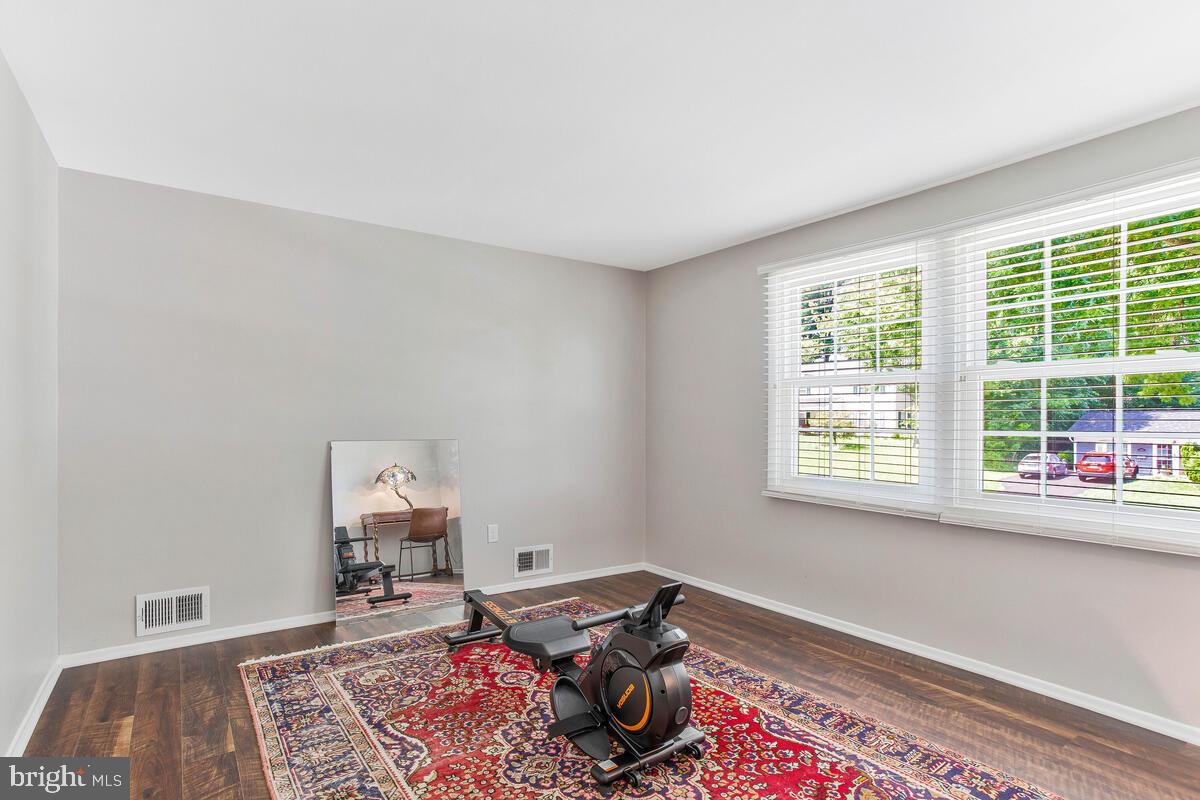 KENILWORTH - Residential