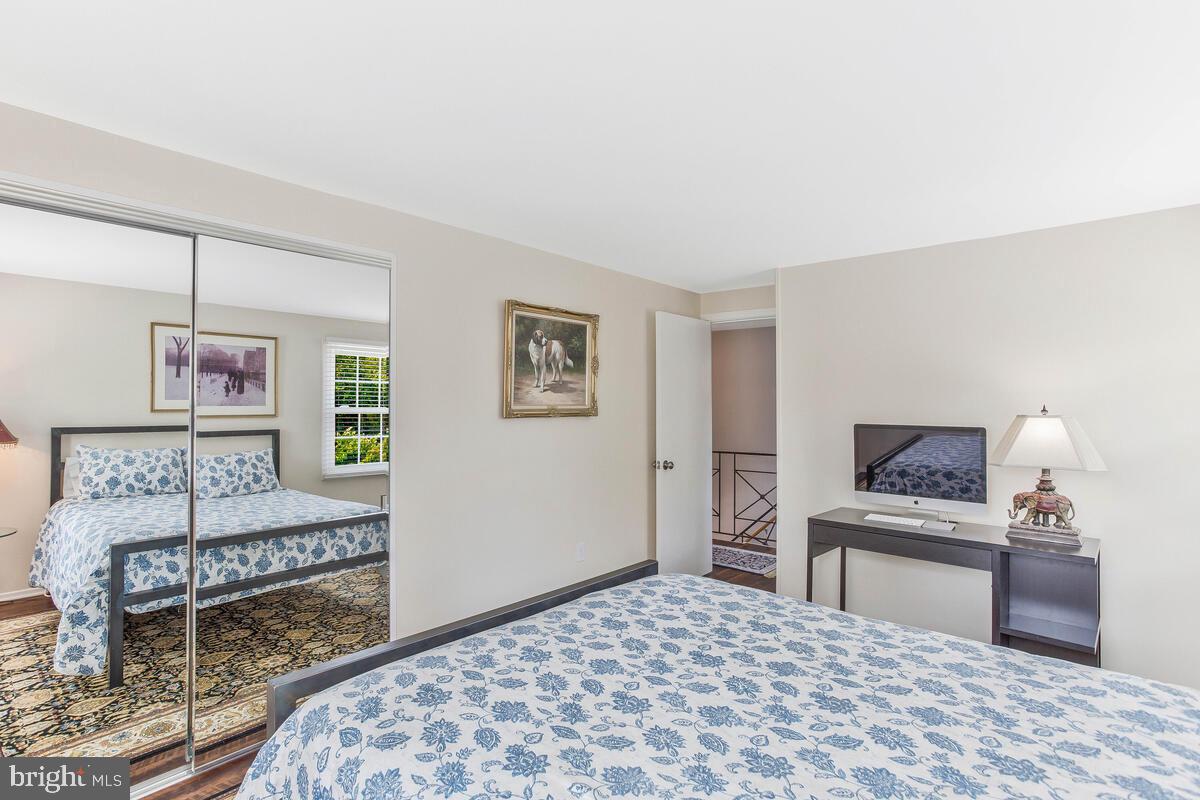 KENILWORTH - Residential