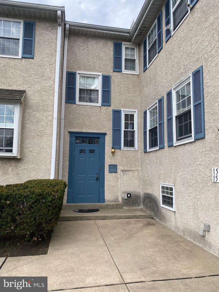 Spacious & Modern 2-Bedroom Apartment in Lansdowne – $1,515/Month!
Welcome to your new home! This beautifully updated 2-bedroom, 1-bathroom apartment in Lansdowne Village offers modern upgrades, a prime location, and plenty of space for comfortable living.

🏡 Key Features:
✔️ 2 Spacious Bedrooms – Plenty of room for living, working, or hosting guests.
✔️ Modern Bathroom – Stylish finishes for a sleek, contemporary feel.
✔️ Beautiful Hardwood Floors – Elegant and easy to maintain throughout the home.
✔️ Fully Updated Kitchen – Equipped with a refrigerator, dishwasher, built-in microwave, and electric stove for your convenience.
✔️ Open Living & Dining Area – A bright and airy space perfect for relaxing or entertaining.
✔️ Shared Laundry in Basement – Washer & dryer available for easy access.
✔️ Central Air & Electric Forced-Air Heating – Stay comfortable all year.
✔️ Plenty of Storage Space – Shared walk-out basement storage.
✔️ Parking Included! – 1-car garage plus off-street parking for added convenience.

🚉 Prime Location:
✔️ Steps from SEPTA Train Station (Media/Elwyn Line) – Easy commuting!
✔️ Close to ALDI, restaurants, and shopping – Everything you need nearby.
✔️ Easy Access to Major Highways & Public Transit – Buses #109, #113, and #115 nearby.
✔️ Top Schools in the Area – William Penn School District, Monsignor Bonner & Archbishop Prendergast Catholic High School, Upper Darby High School.
✔️ Near Beautiful Parks – Shrigley Park & Pennock Woods Park for outdoor enjoyment.

💰 Rent: $1,515/month – Includes sewer & trash. Tenant pays electric, water, and cable.
🚫 No pets, non-smoking home.
📅 Lease options: 1 year or longer if needed.

💥 Don't miss out! This spacious and stylish apartment won’t last long. Contact us today to schedule a viewing!

Schedule a Showing or Apply Today!


💻 Application Process: $50 non-refundable fee. Applicants must provide three months’ rent to move in (first month + two months’ security deposit). Income, credit, rental, and employment history will be verified.

Resident Benefits Program

Your lease includes our Resident Benefits Program offering perks such as:

ZeroDeposit Program through Obligo (skip traditional security deposits for qualified residents, additional fees apply).

Convenient Online Rent Payments.

Concierge Utility Services.

One-time Late Fee Forgiveness.

And more!

Other Del Val Properties

Browse more homes at Homes For Rent.

Property listed by:

Del Val Realty & Property Management

49 E. Lancaster Avenue, Suite 300

Malvern, PA 19355

Philadelphia Property Management



All information is deemed reliable but not guaranteed. Independent verification is recommended.

Don’t miss this opportunity—schedule your showing today!

#PropertiesFor Rent #RealEstate #HomeForRent #ApartmentForRent #ProperiesForLease #HouseRentals #Tenants #PropertyManagement #RentPrices #HouseForRent #Rentals #PhillyApartments #PhillyLiving #ApartmentRent #Explore #ExplorePage #DelValRealty #RowCal #RowCalNation