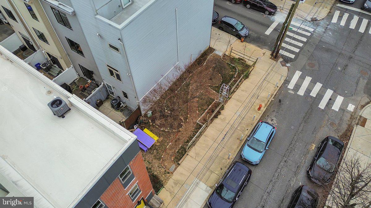 NORTHERN LIBERTIES - Land