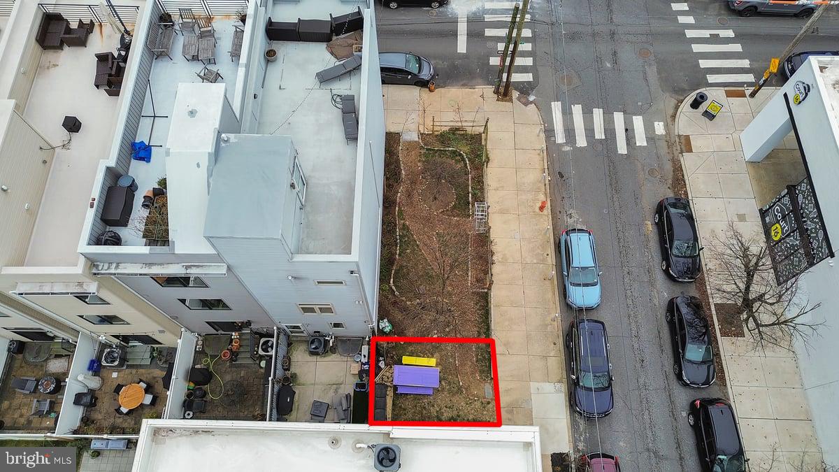 NORTHERN LIBERTIES - Land