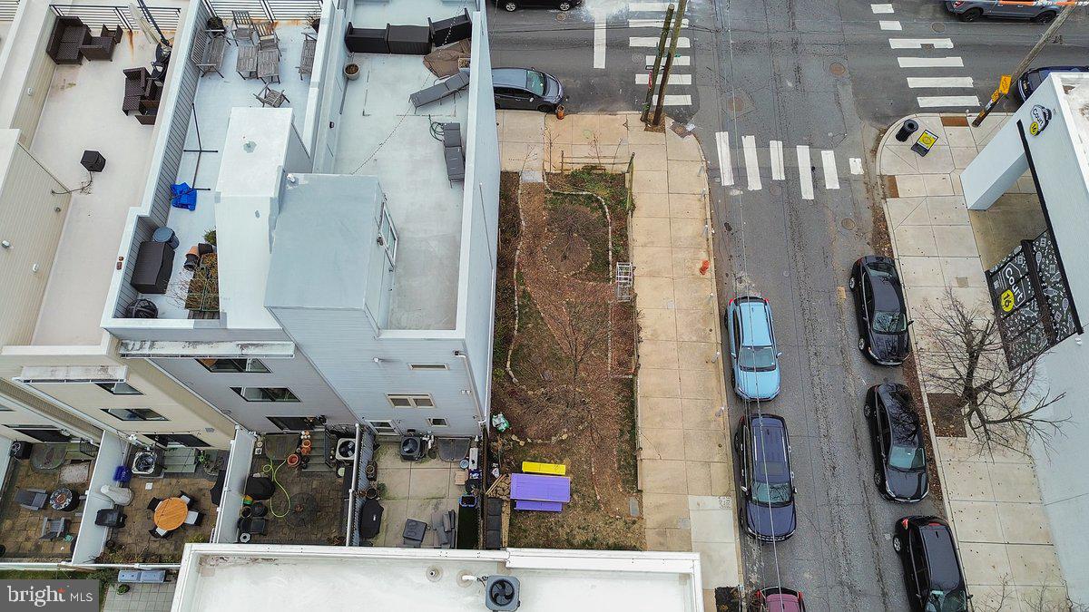 NORTHERN LIBERTIES - Land