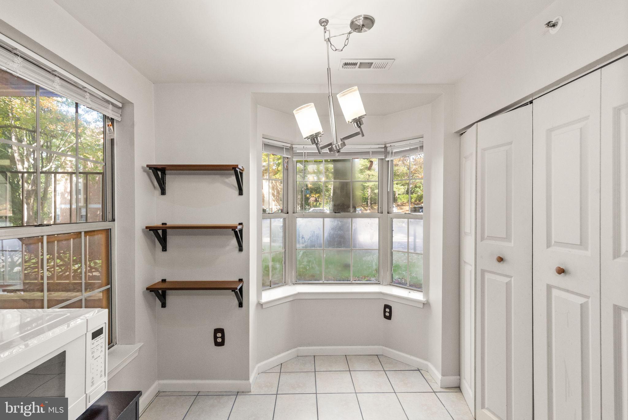 THE POINTE - Residential Lease