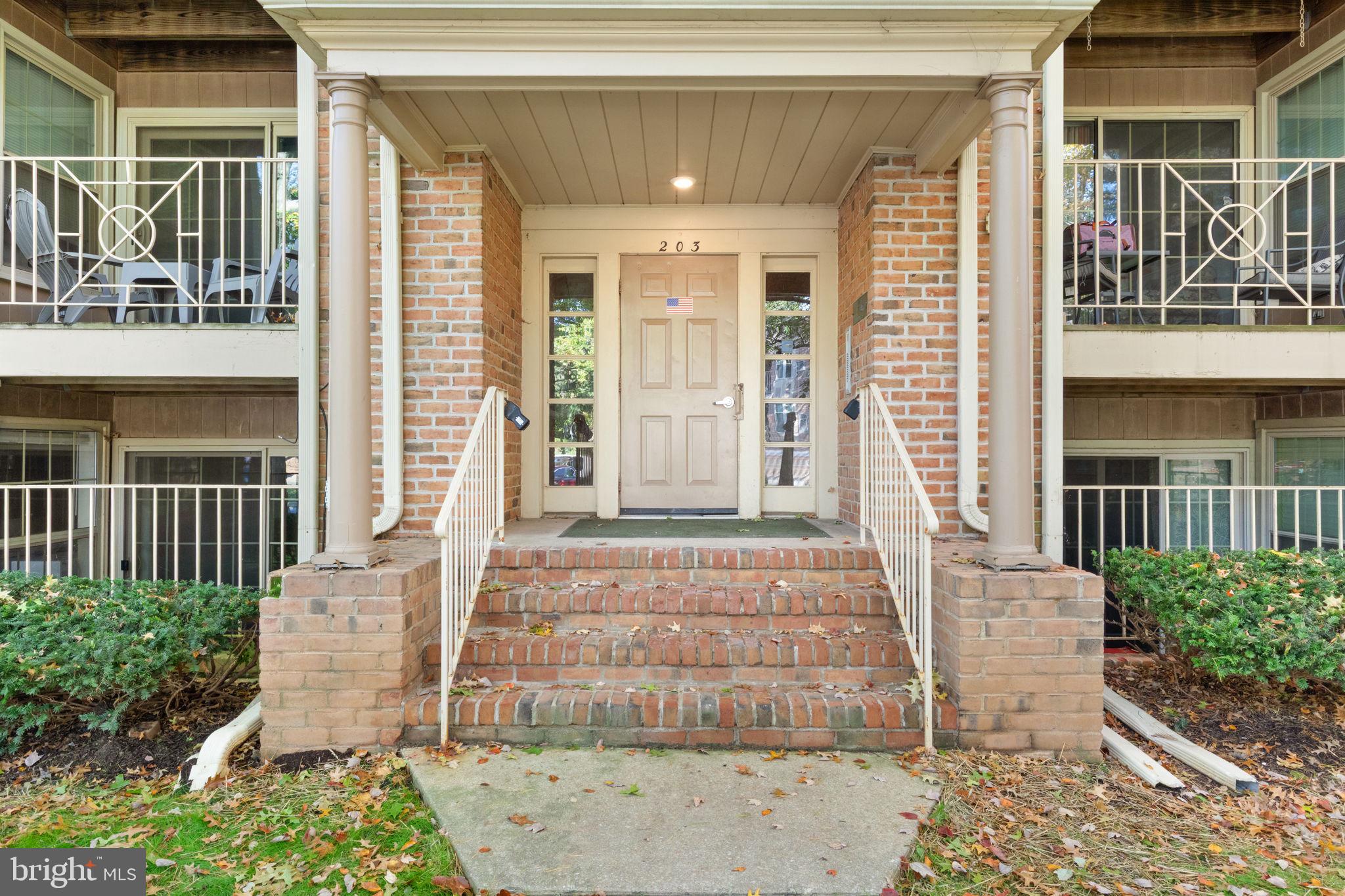 THE POINTE - Residential Lease