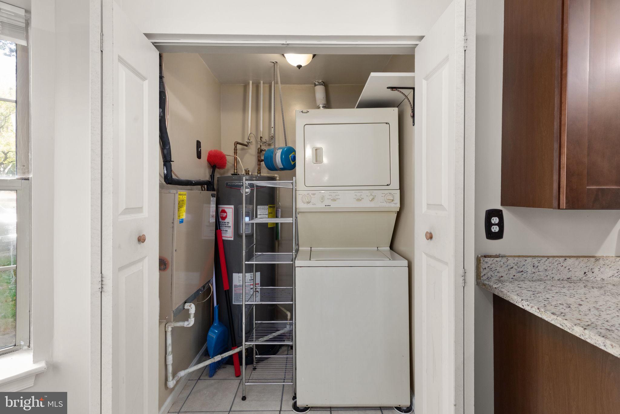 THE POINTE - Residential Lease