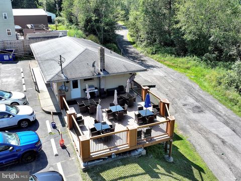 Photo of 41 Main St, JUNEDALE, PA 18230 (MLS # PACC2006320)